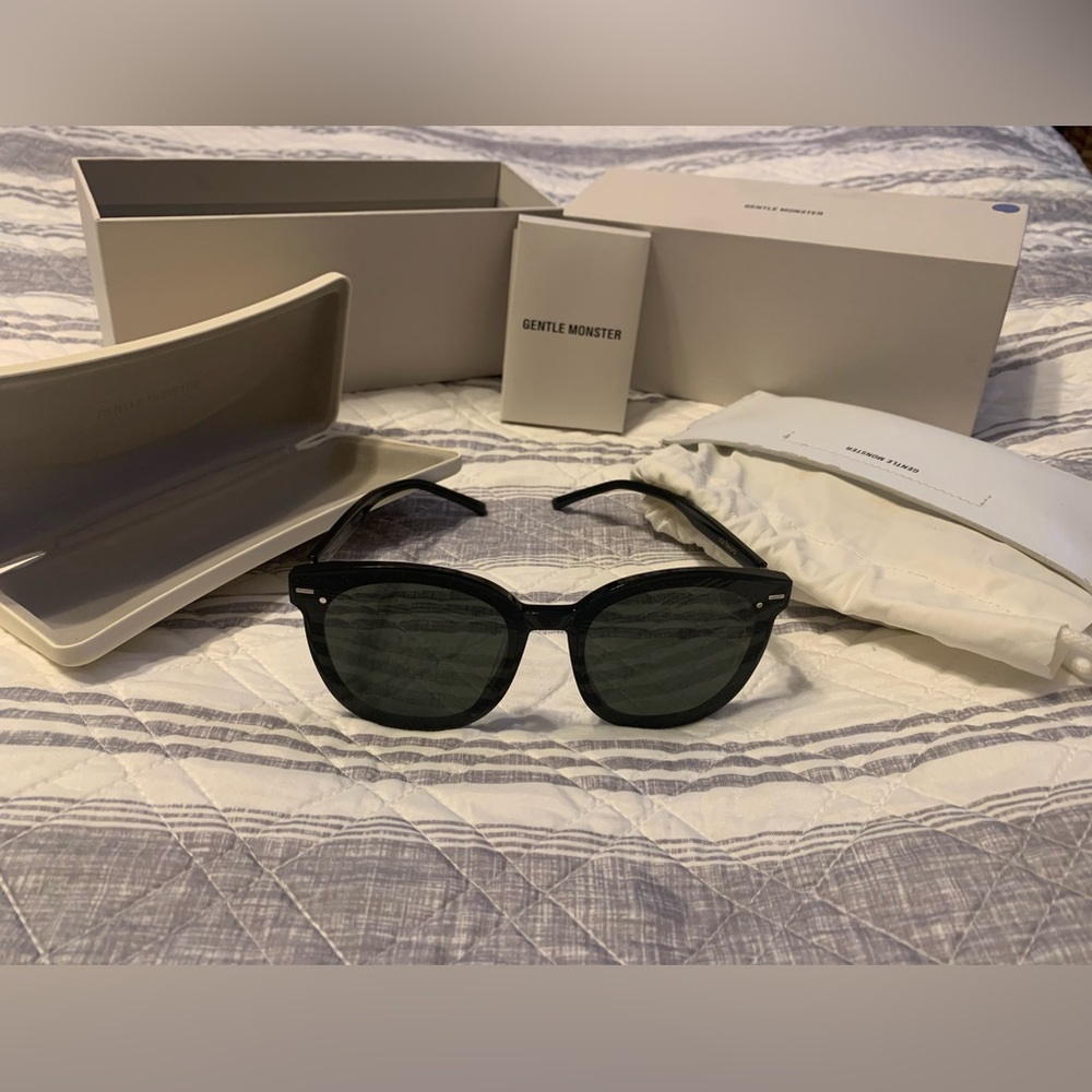 Gentle monster six bears sunglasses
